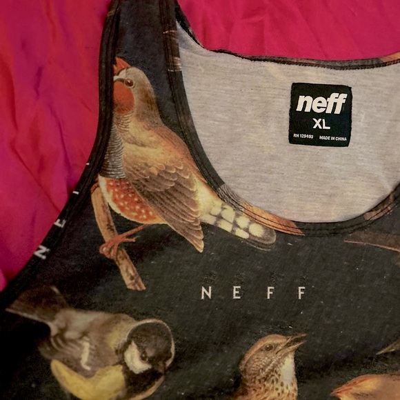Neff tank top - Picture 2 of 4